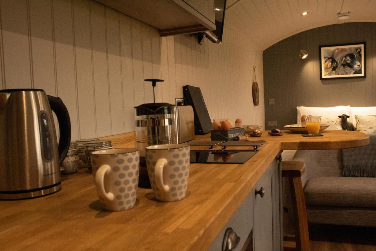 Springwood Shepherd Huts Glamping Дом отдыха