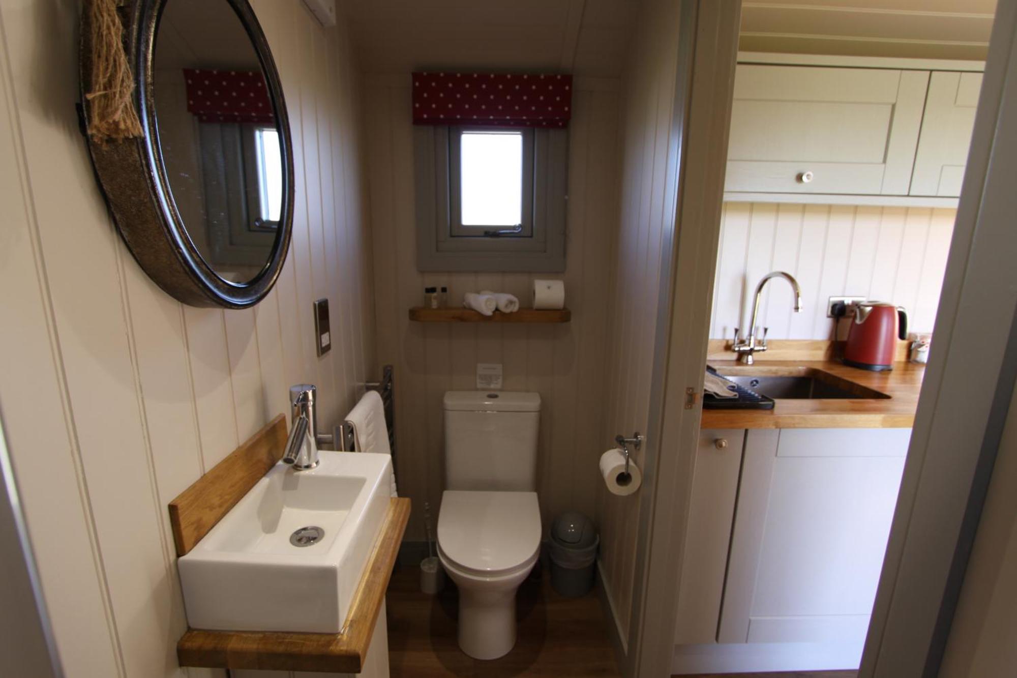 Дом отдыха Springwood Shepherd Huts Glamping