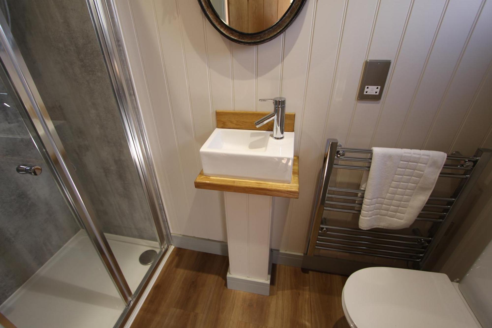 Springwood Shepherd Huts Glamping * Йорк