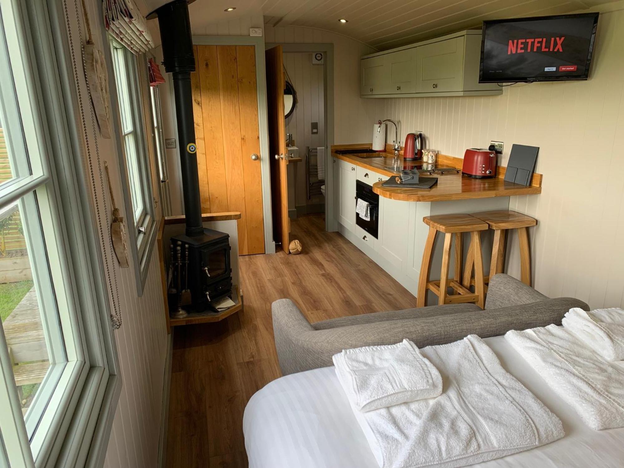 Дом отдыха Springwood Shepherd Huts Glamping